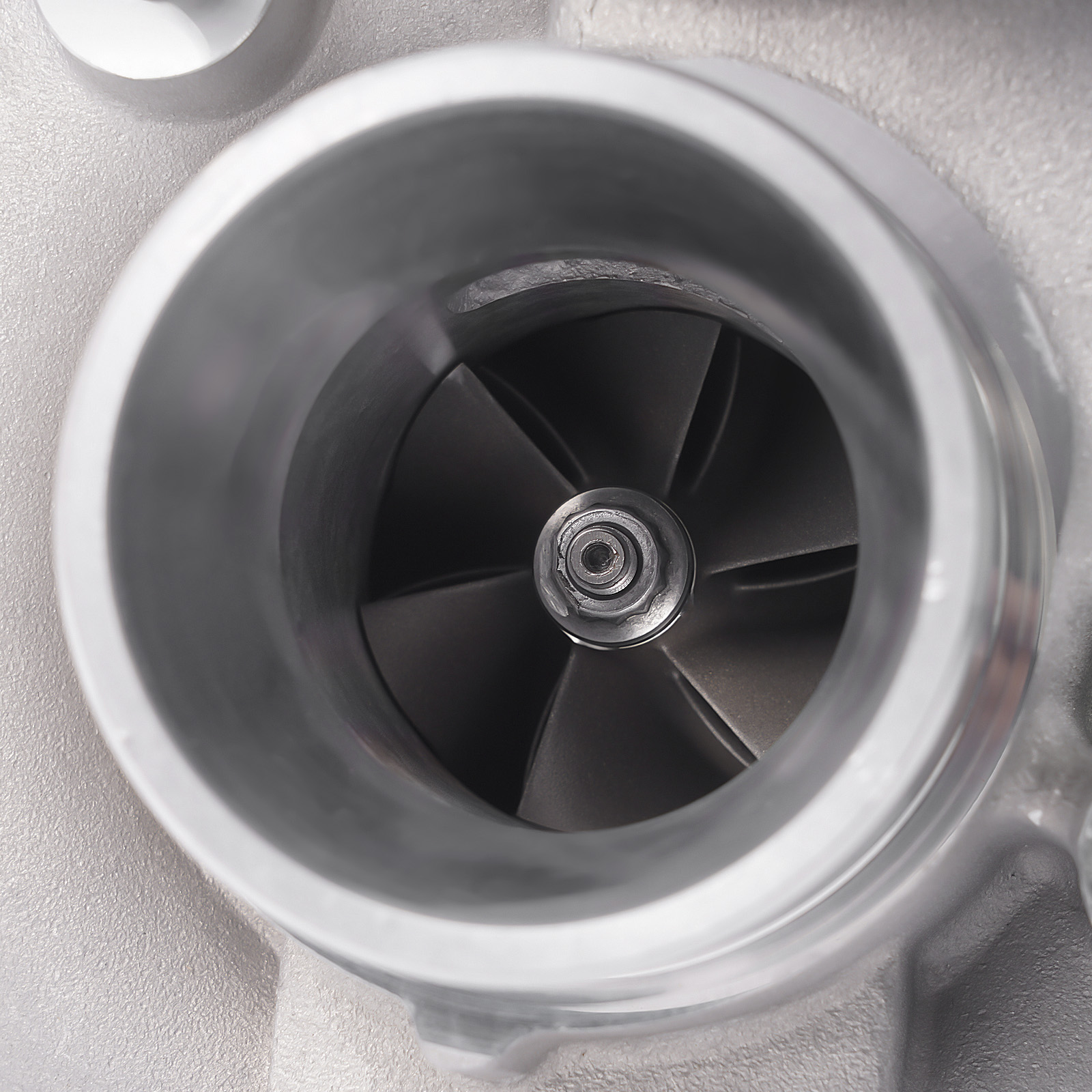 Turbo Turbocharger for Volvo XC70 XC90 V70 S60 S80 2.5L 2004 2005 2006 2007